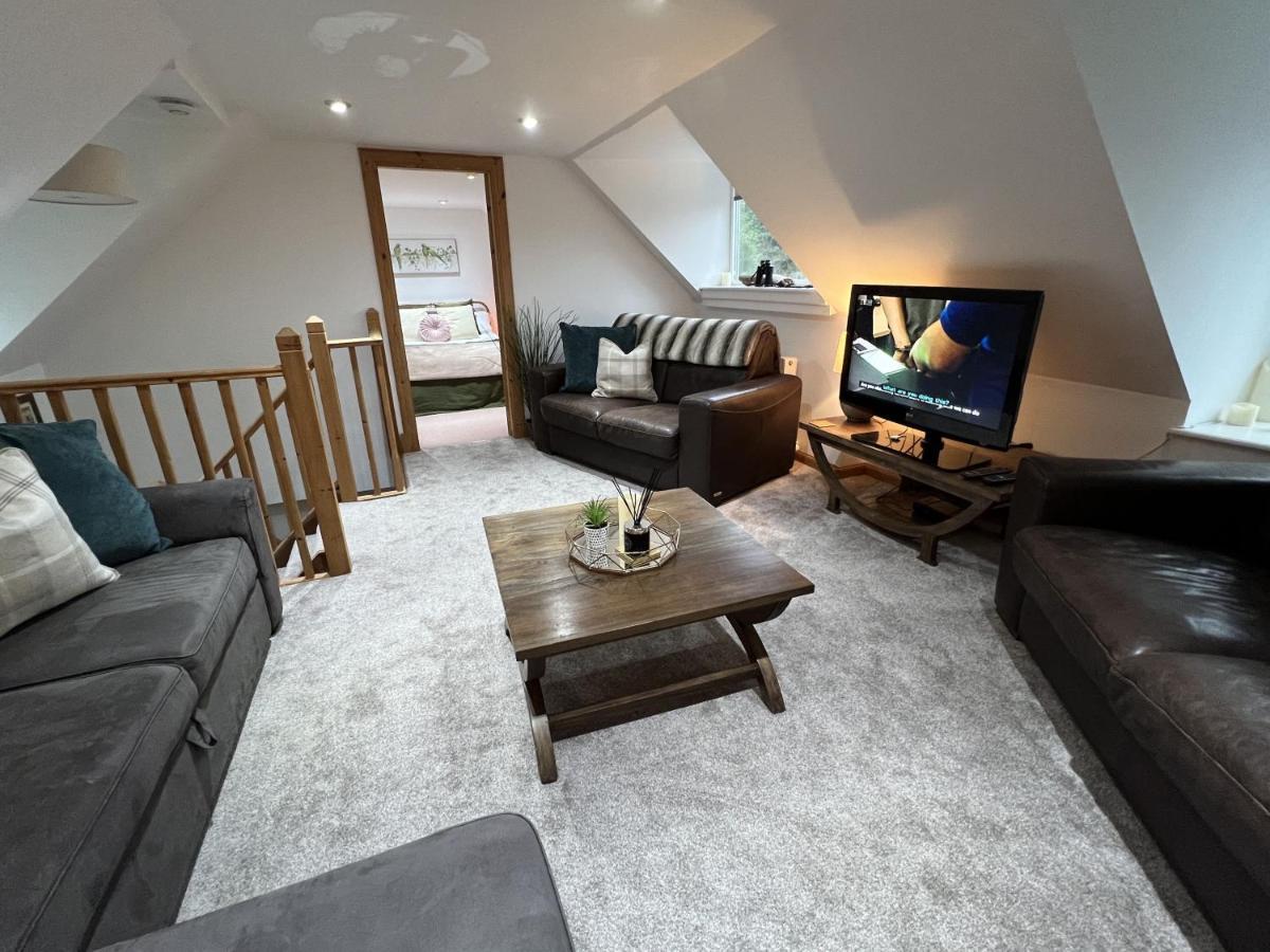 Holiday home Hollybank *