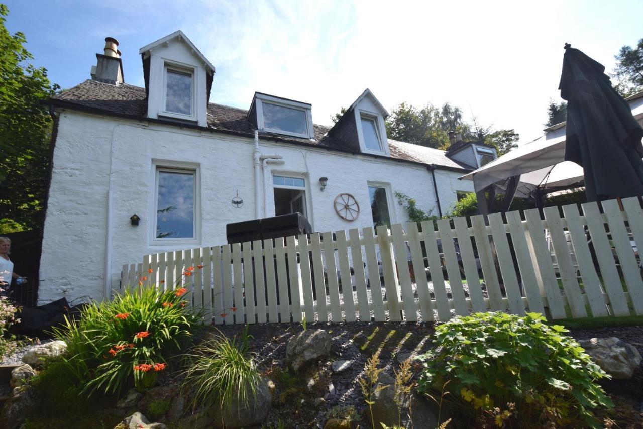 Holiday home Hollybank